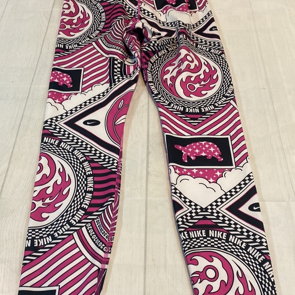Rare Nike One Legging - Picture 14 of 15